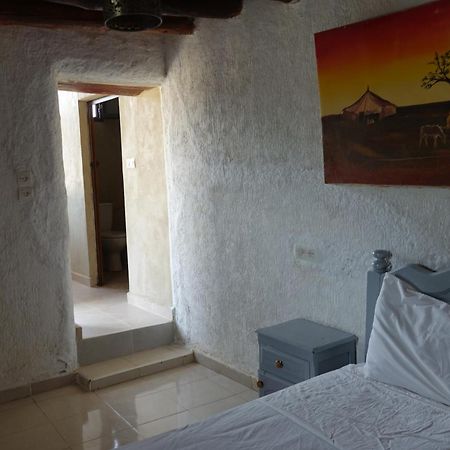 Relais De Tahla Hotel Ain Bou Mahdi Bagian luar foto