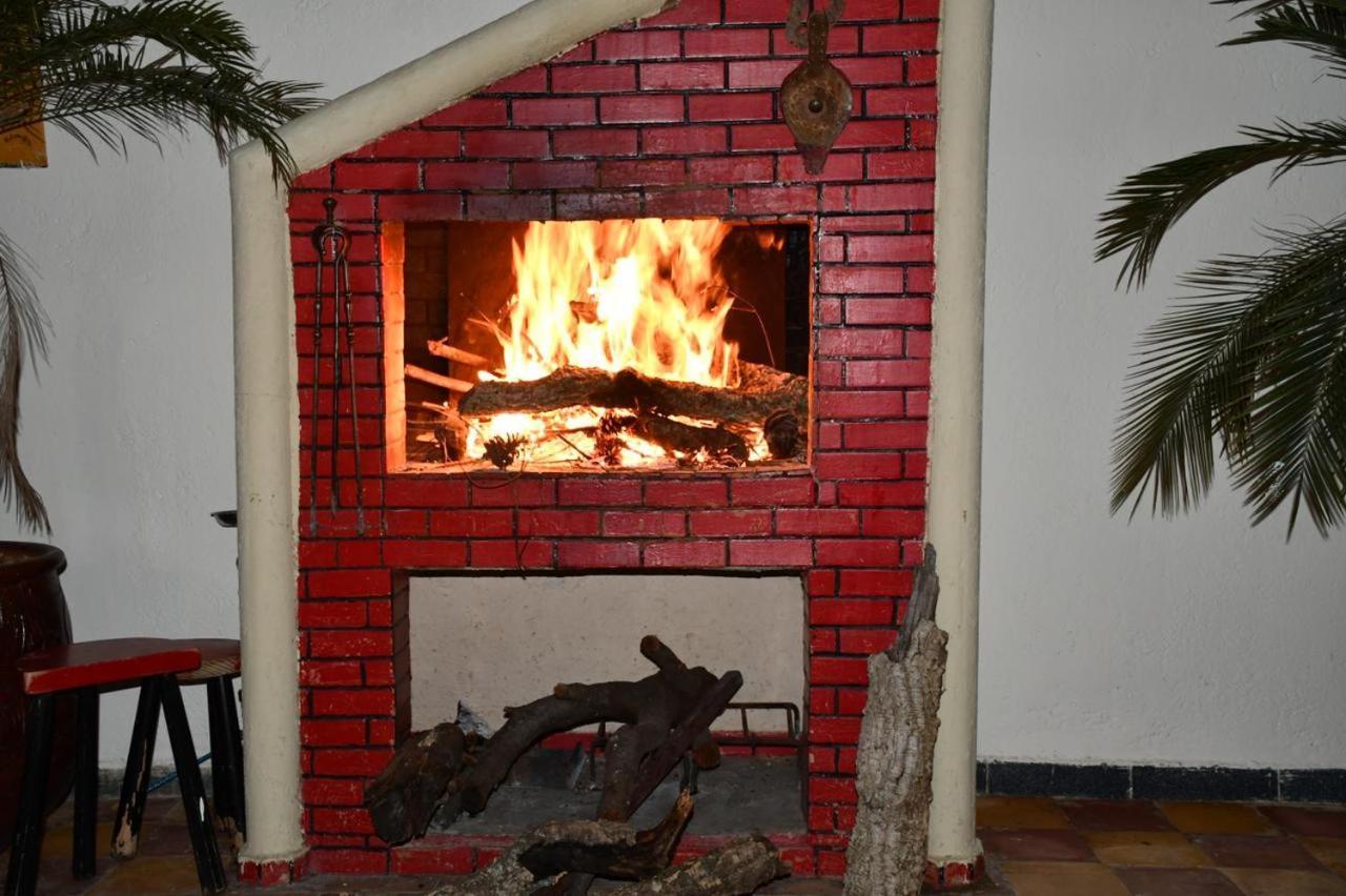 Relais De Tahla Hotel Ain Bou Mahdi Bagian luar foto